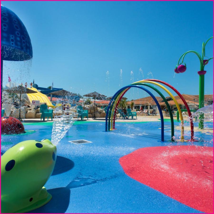 לס מתה Mobilhome 2Ch Climatise-Terrasse Fermee-4 Velos-Camping 4 Etoiles Les Charmettes מראה חיצוני תמונה
