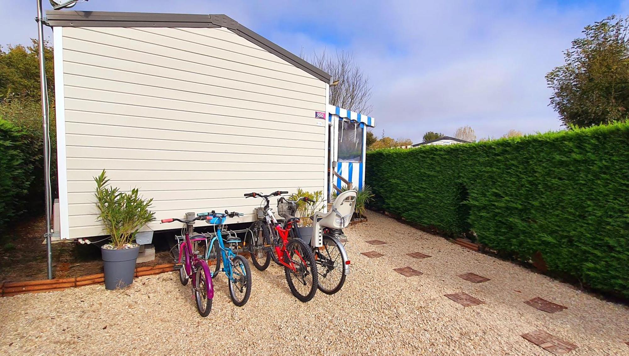 לס מתה Mobilhome 2Ch Climatise-Terrasse Fermee-4 Velos-Camping 4 Etoiles Les Charmettes מראה חיצוני תמונה